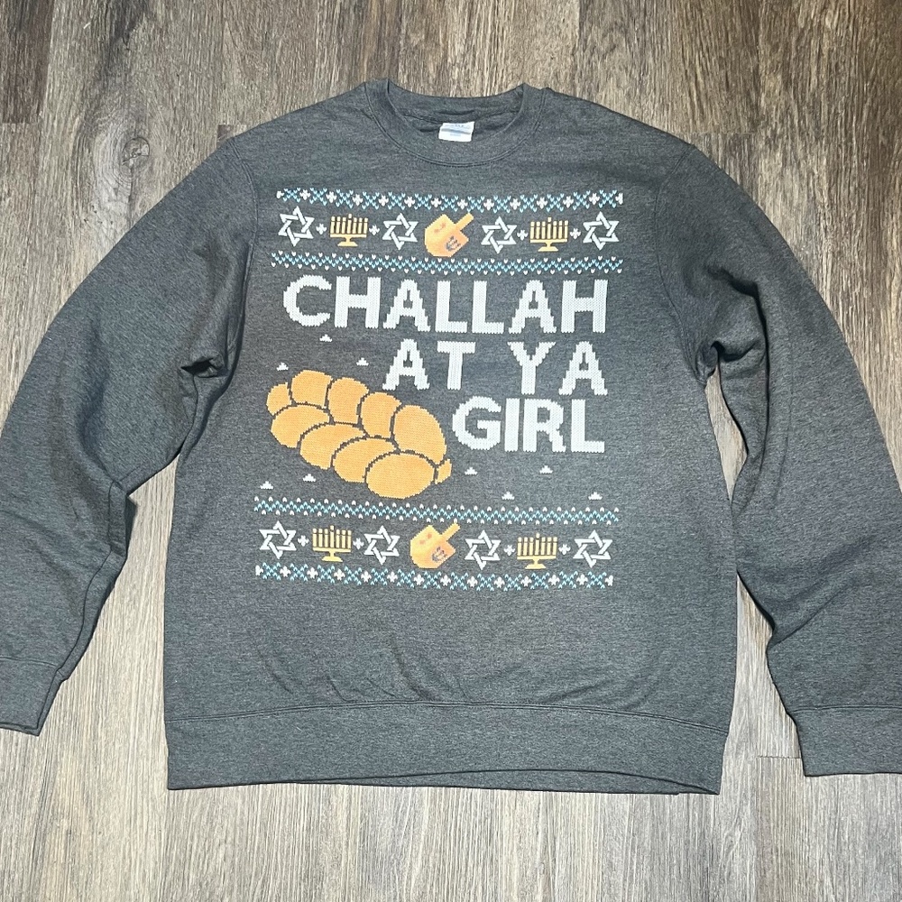 HANUKAH GREY SWEATSHIRT SIZE MEDIUM GREAT CONDITION